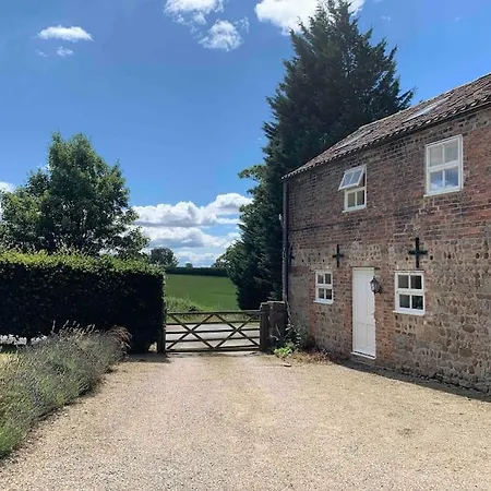 The Old Granary At Red House Farm